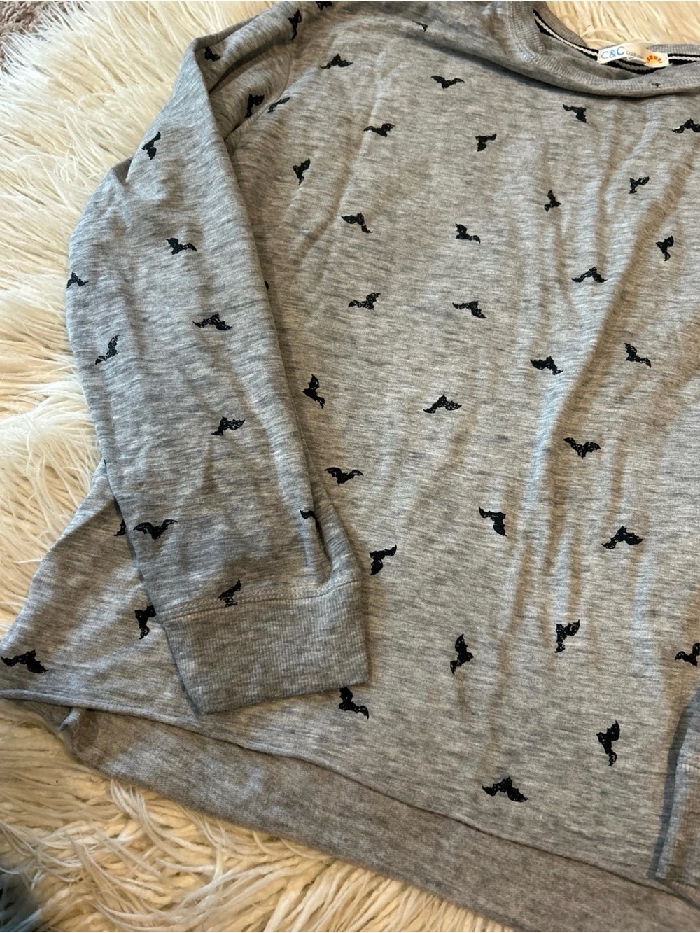 C&C California Light Gray Printed Long Sleeve Tee - Picture 4 of 5